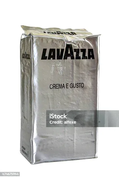 Набор Crema E Gusto Кофе Lavazza — стоковые фотографии и другие картинки Lavazza - Lavazza, 2015, Без людей