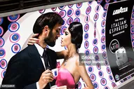 Реклама Итальянская Кофе Lavazza — стоковые фотографии и другие картинки Lavazza - Lavazza, Кофе - напиток, Бизнес